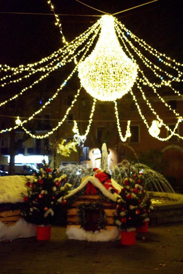 Guest House Persico Desenzano del Garda Bagian luar foto