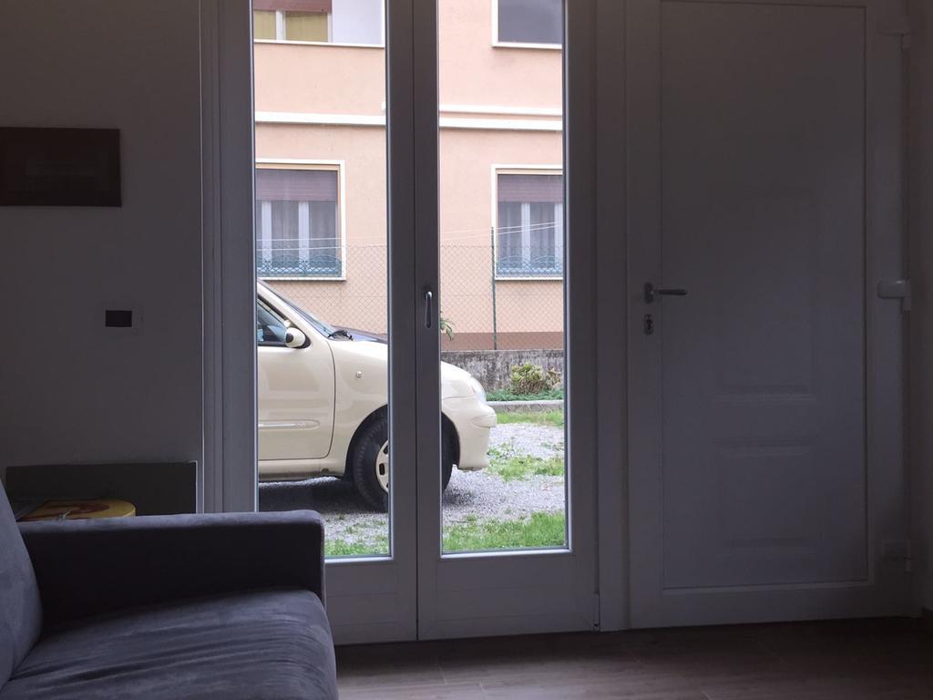 Guest House Persico Desenzano del Garda Bagian luar foto