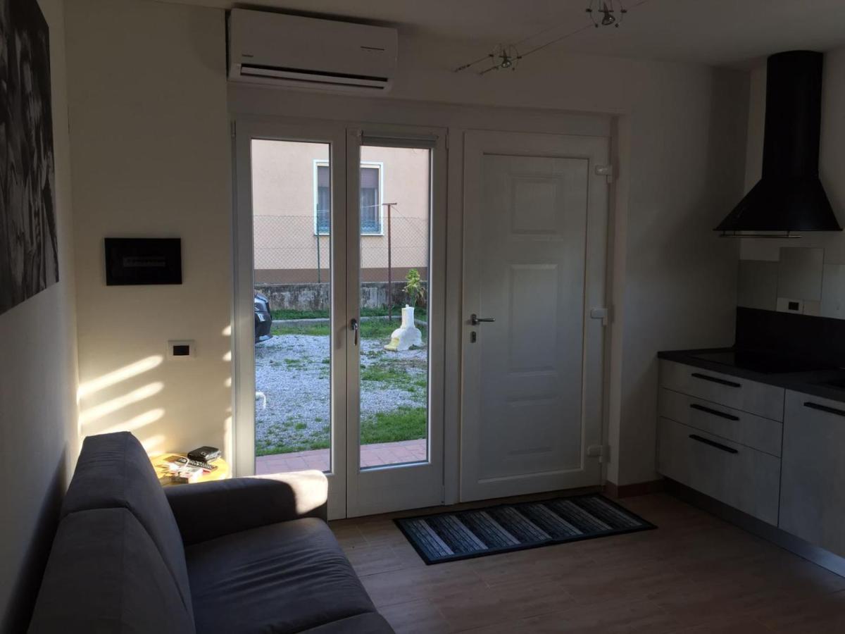 Guest House Persico Desenzano del Garda Bagian luar foto
